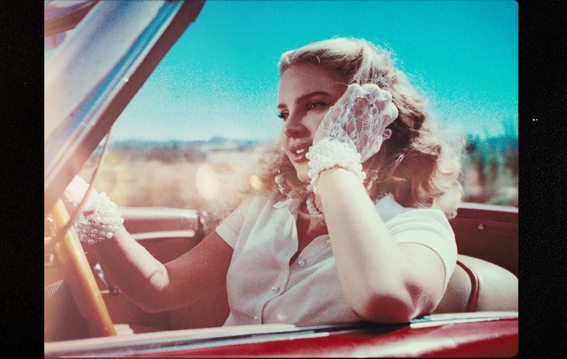 Chemtrails over the country club: il nuovo disco di Lana Del Rey Chemtrails over the country club: il nuovo disco di Lana Del Rey